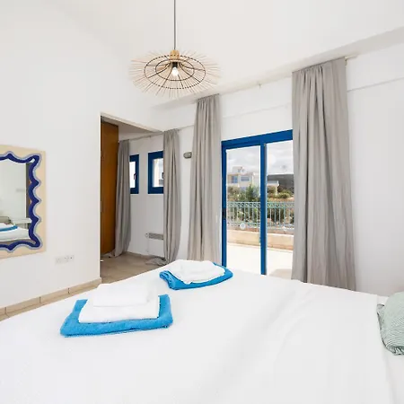 Poseidonas Villa